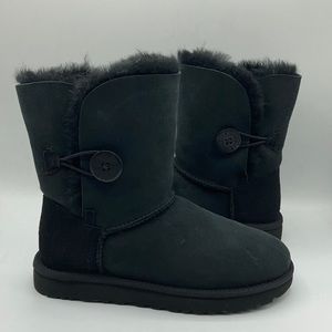 UGG Bailey Button Black Suede Short Winter Boots